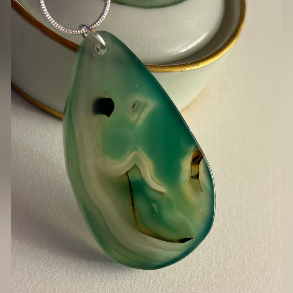 NWOT Necklace green Banded Agate polished teardrop Stone, .925 Sterling sp.chain